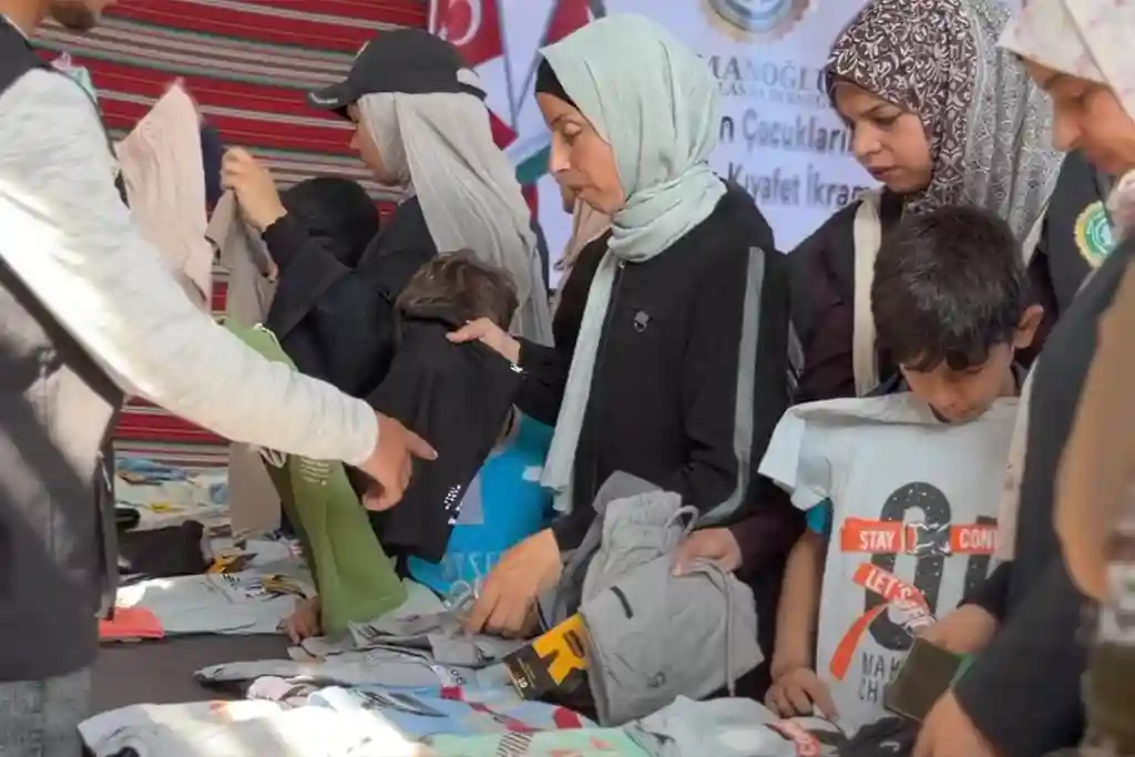 Osmanoğlu Yardımlaşma Derneği’nden Gazzeli Çocuklara Bayramlık Sevinci