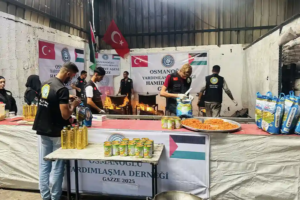 Hamidiye Aşevi’nden Gazze’de Haftada 3 Gün Sıcak Yemek İkramı