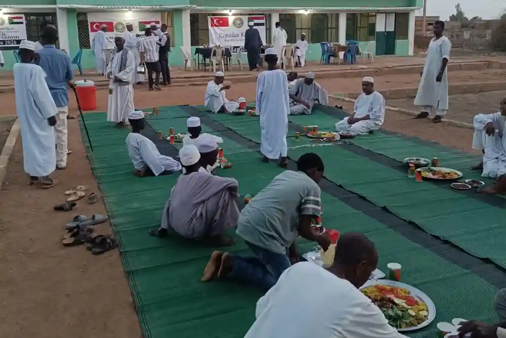 Osmanoğlu Yardımlaşma Derneği Sudan’da Ramazan’ın 26. Gününde İftar Programı Düzenledi