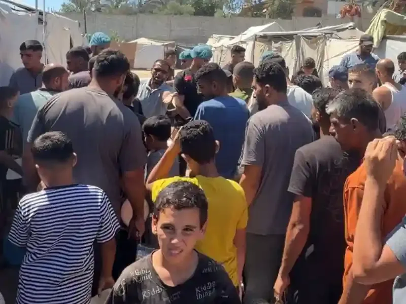 Gazze'de gıda krizi ve açlıkla mücadele eden çocuklar için yürütülen insani yardım faaliyetleri